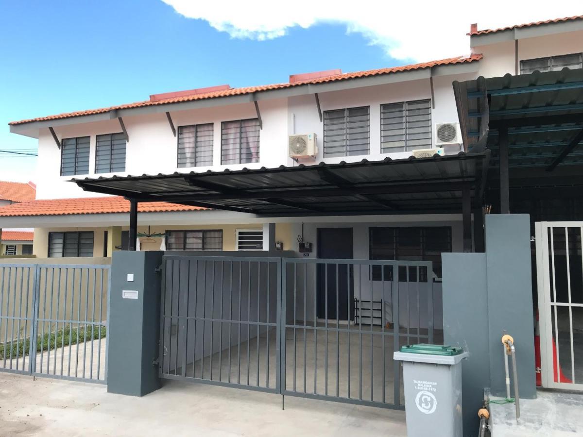 Oyo 90493 Jl Homestay 昔加末 外观 照片