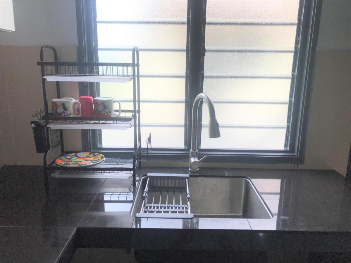 Oyo 90493 Jl Homestay 昔加末 外观 照片
