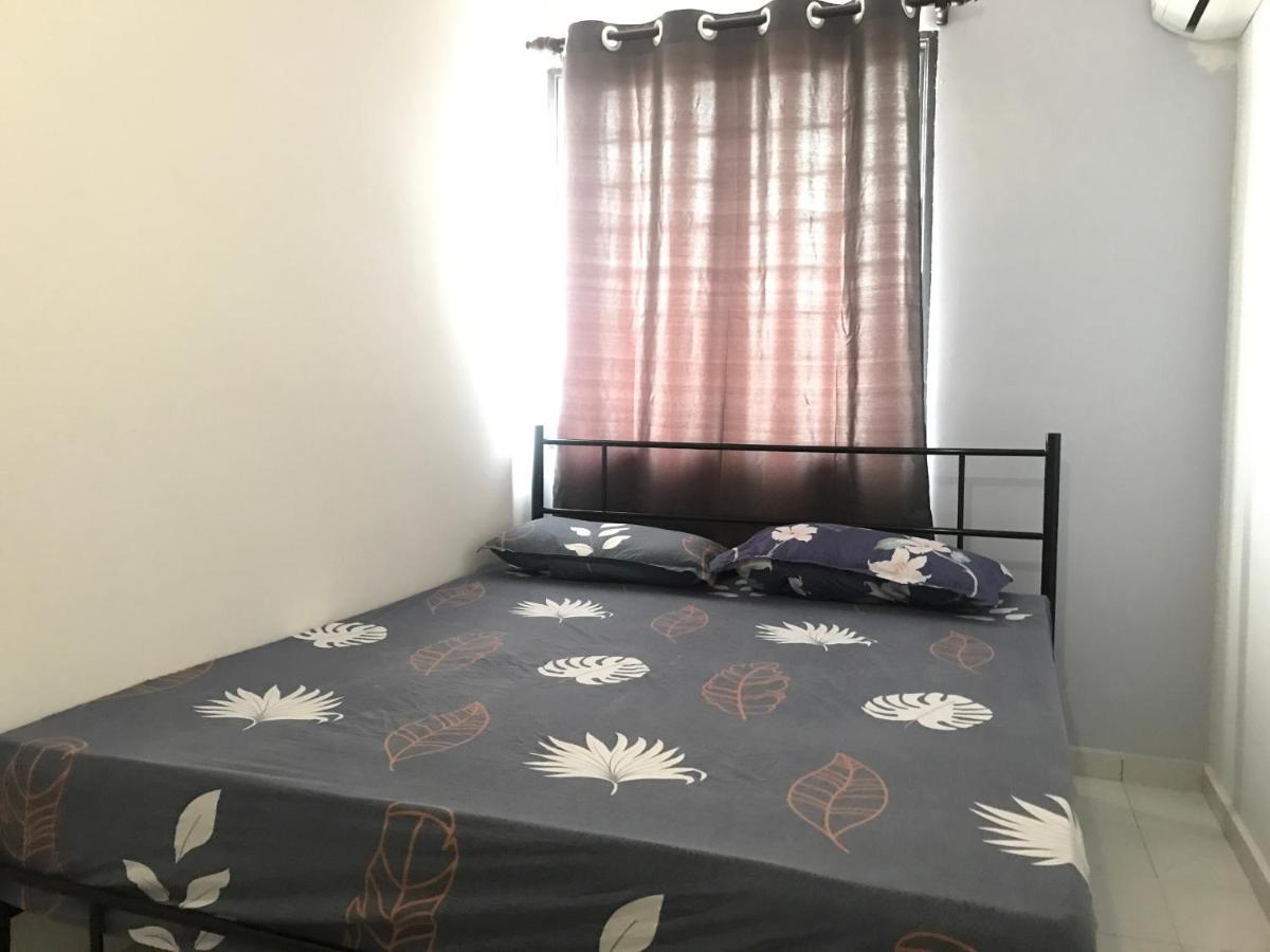 Oyo 90493 Jl Homestay 昔加末 外观 照片