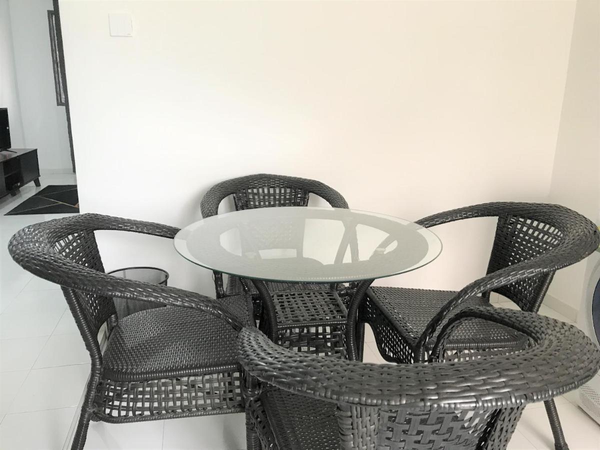 Oyo 90493 Jl Homestay 昔加末 外观 照片