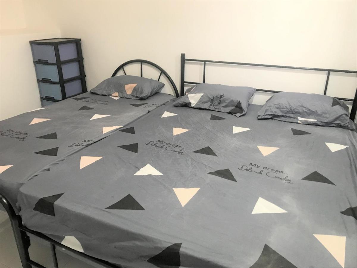 Oyo 90493 Jl Homestay 昔加末 外观 照片