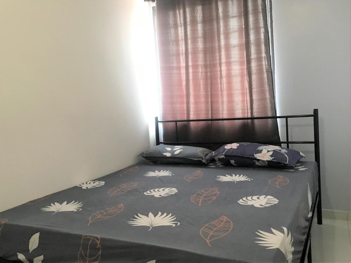 Oyo 90493 Jl Homestay 昔加末 外观 照片